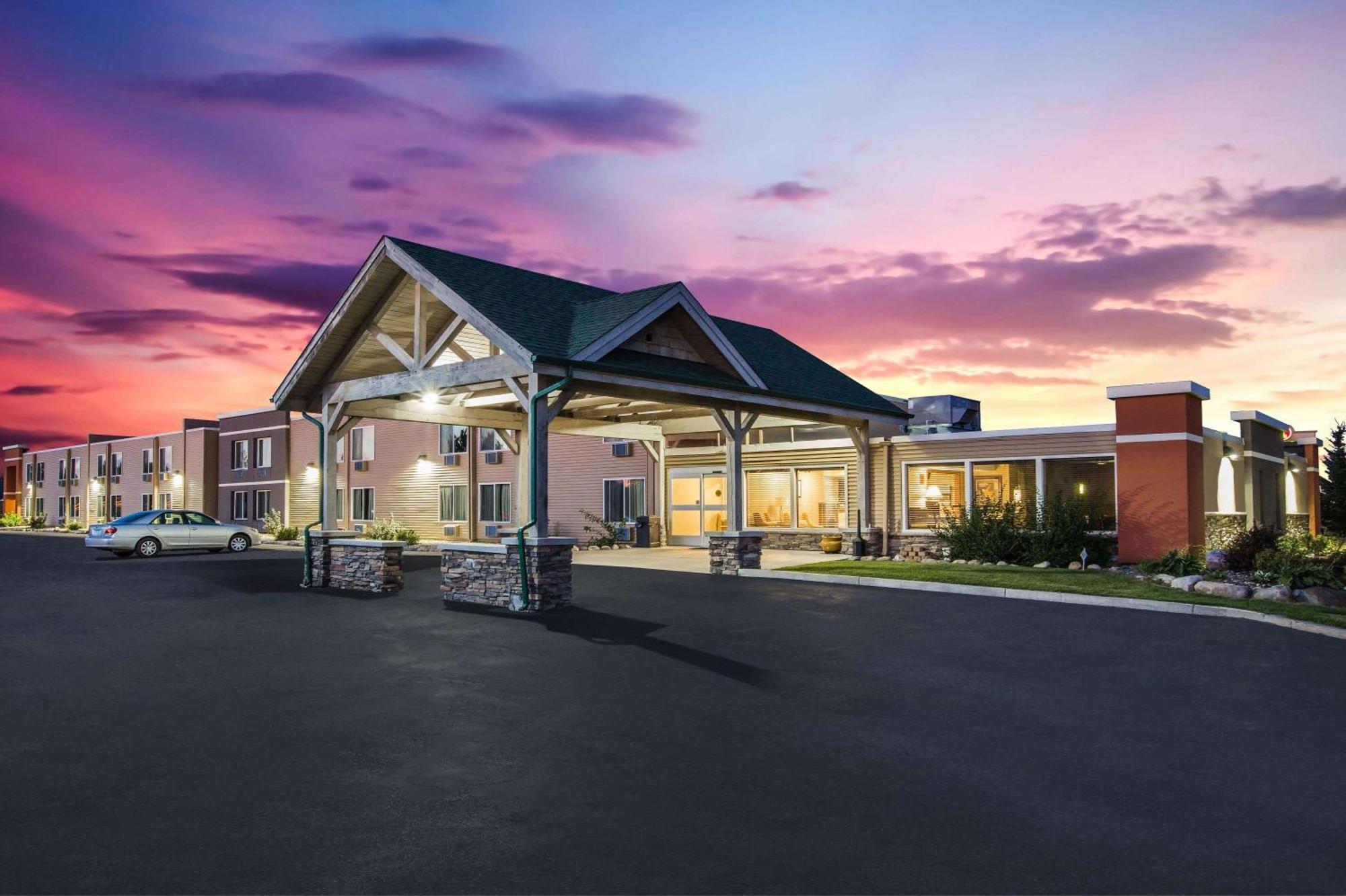 Americinn By Wyndham Baxter Brainerd Exteriör bild